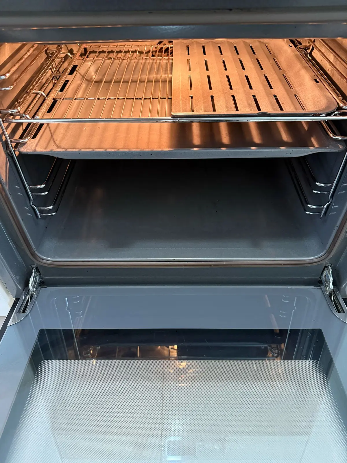 Oven after end-of-tenancy cleaning